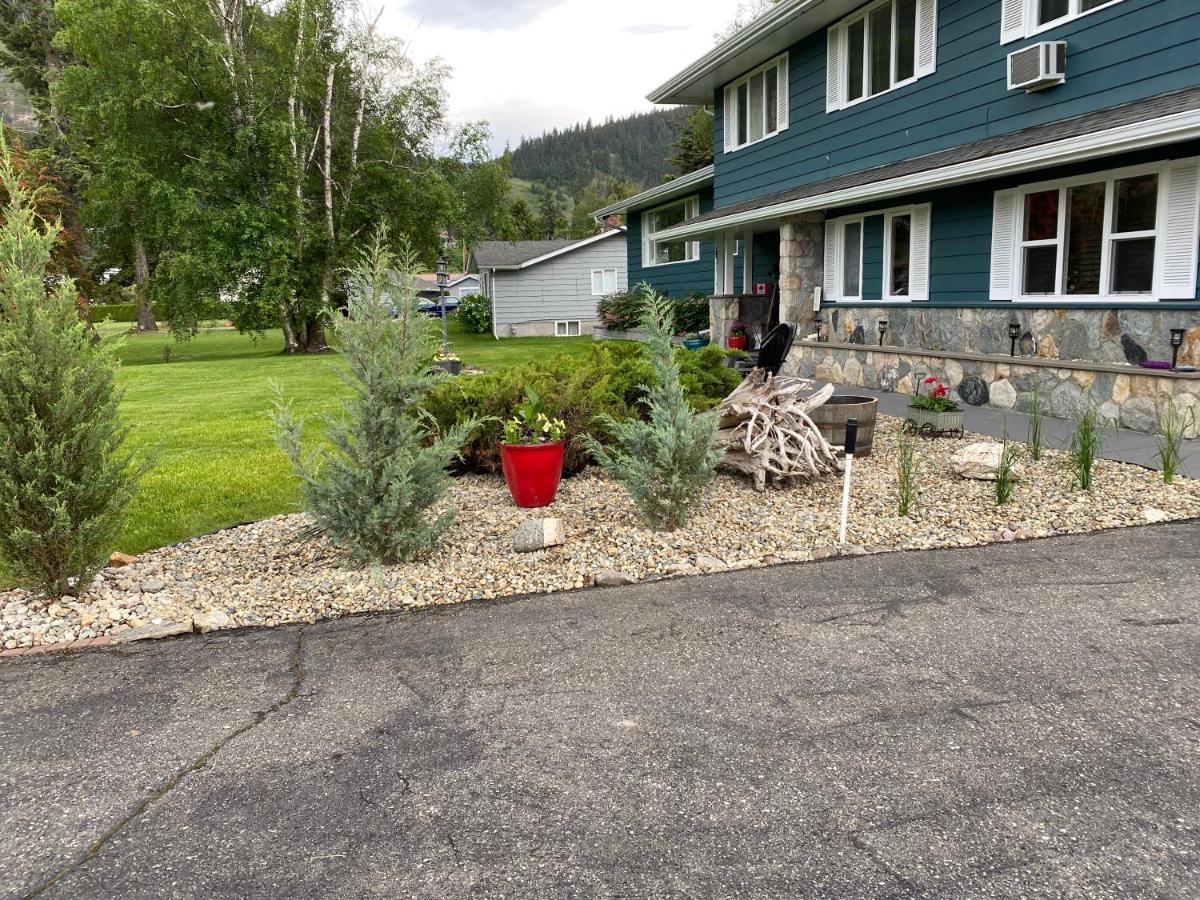 Sunny Shuswap B&B Chase Екстер'єр фото